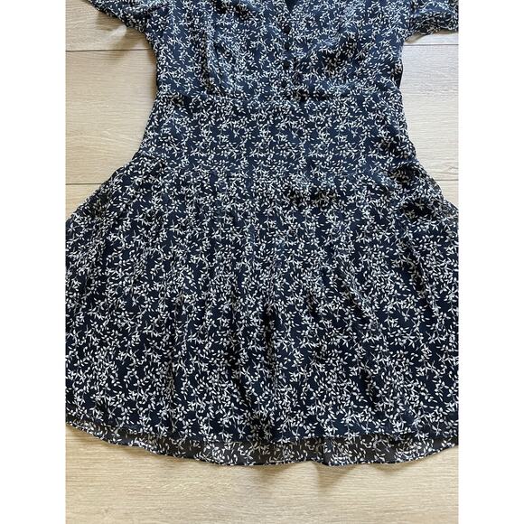 Equipment Femme Women's Blue Floral Silk Layered Mini Dress Size 6 - Picture 5 of 5